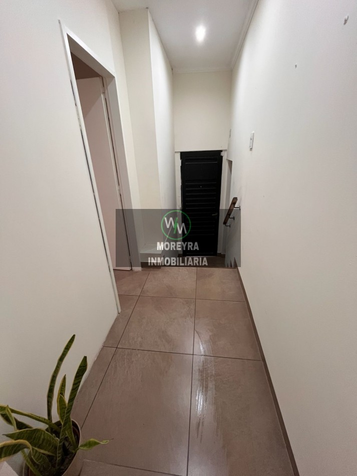 VENDO CASA CALLE FELICIANO A METROS DE YRIGOYEN